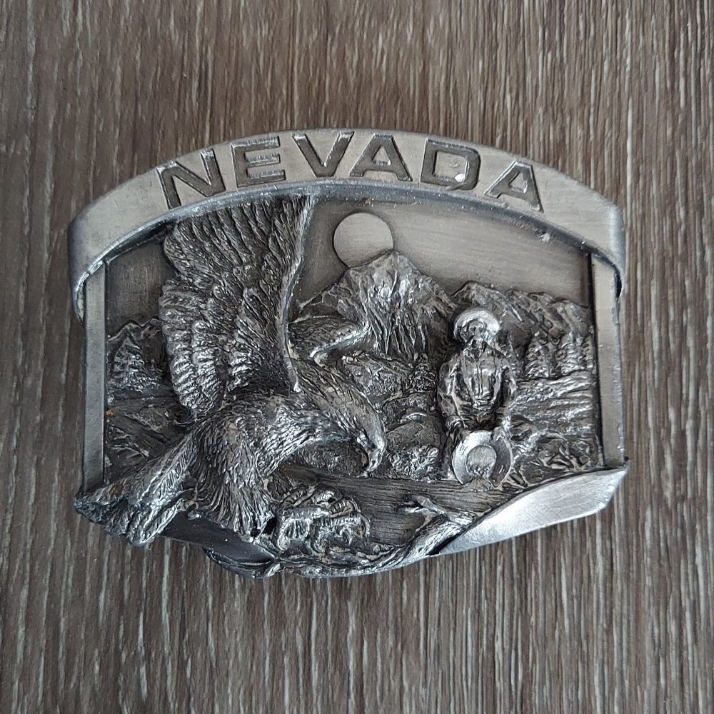 Vintage 1986 "Nevada" Siskiyou Pewter Belt Buckle